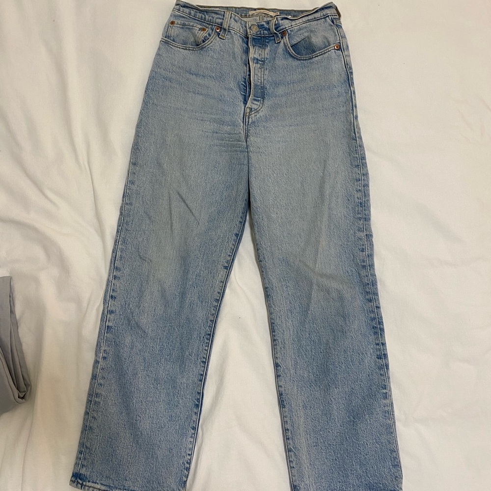 Levi’s Ribcage Straight Jeans
